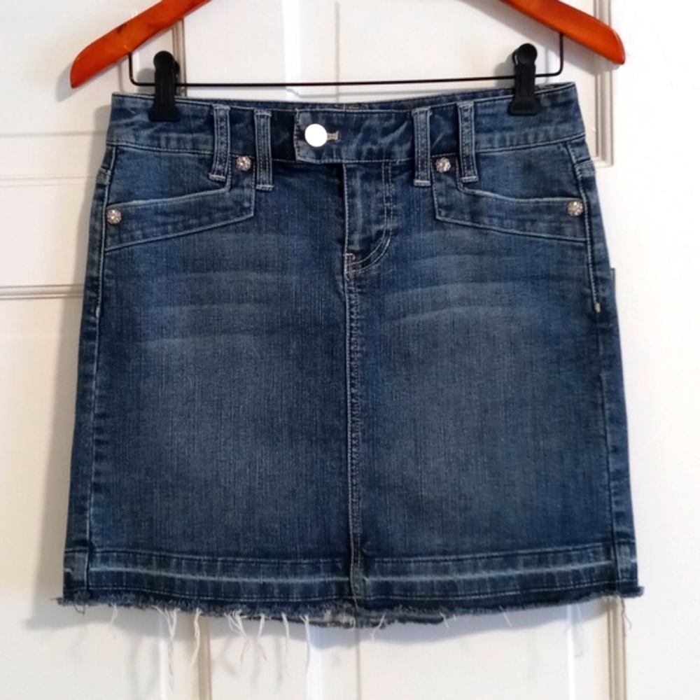 💙White House Black Market💙 - Blue Denim Stretch Mini Skirt
